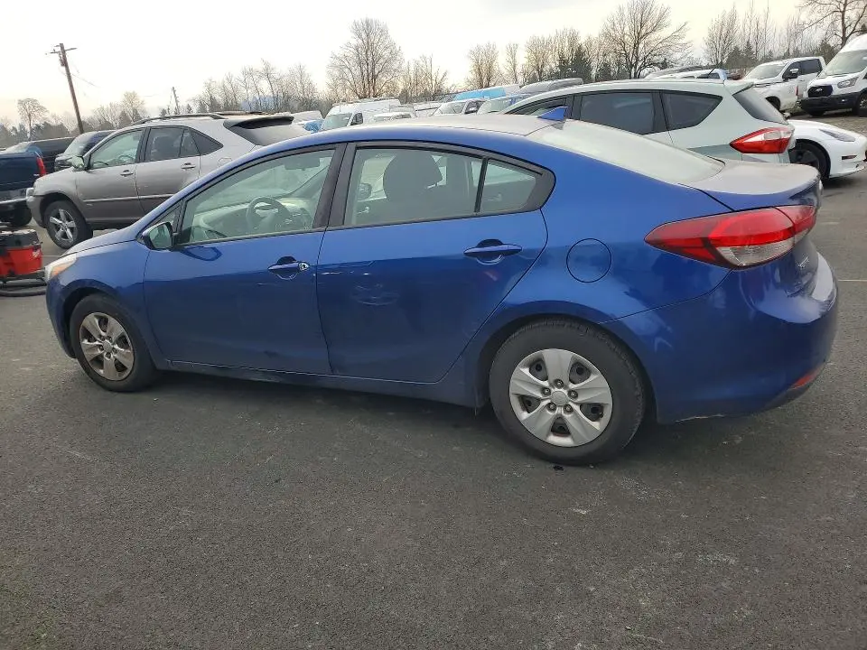 2018 KIA FORTE LX  