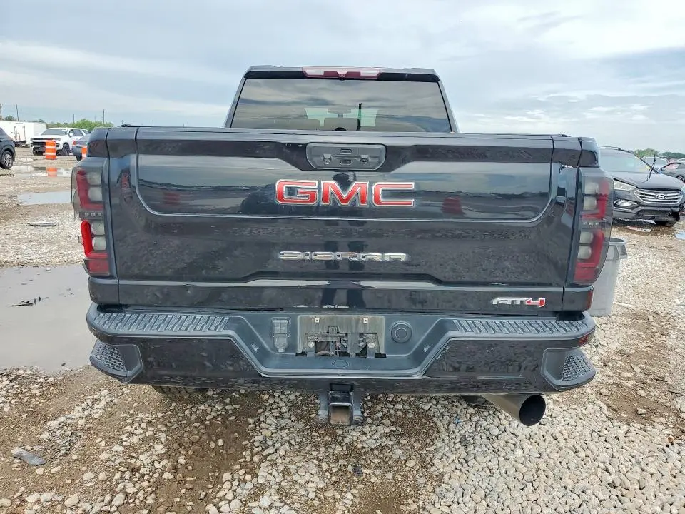 2021 GMC SIERRA K2500 AT4  