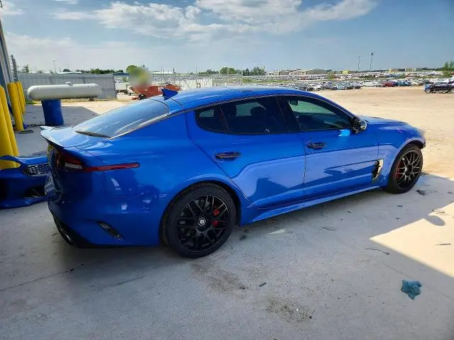 2022 KIA STINGER GT2  