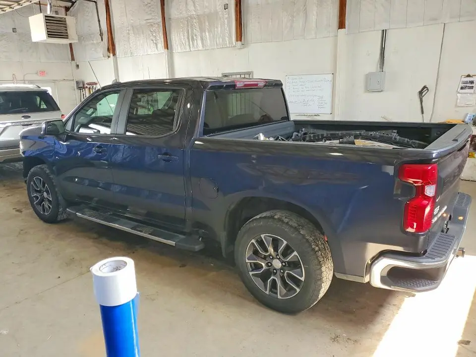 2022 CHEVROLET SILVERADO K1500 LT  