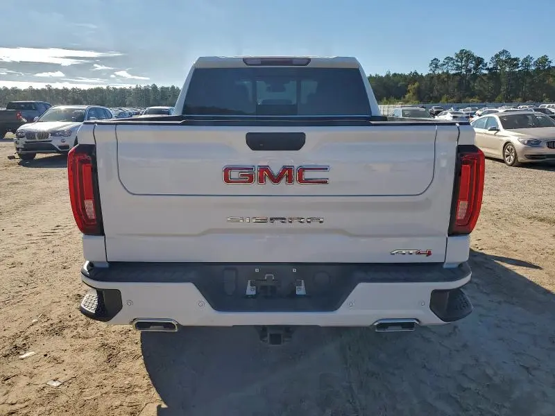2023 GMC SIERRA K1500 AT4  