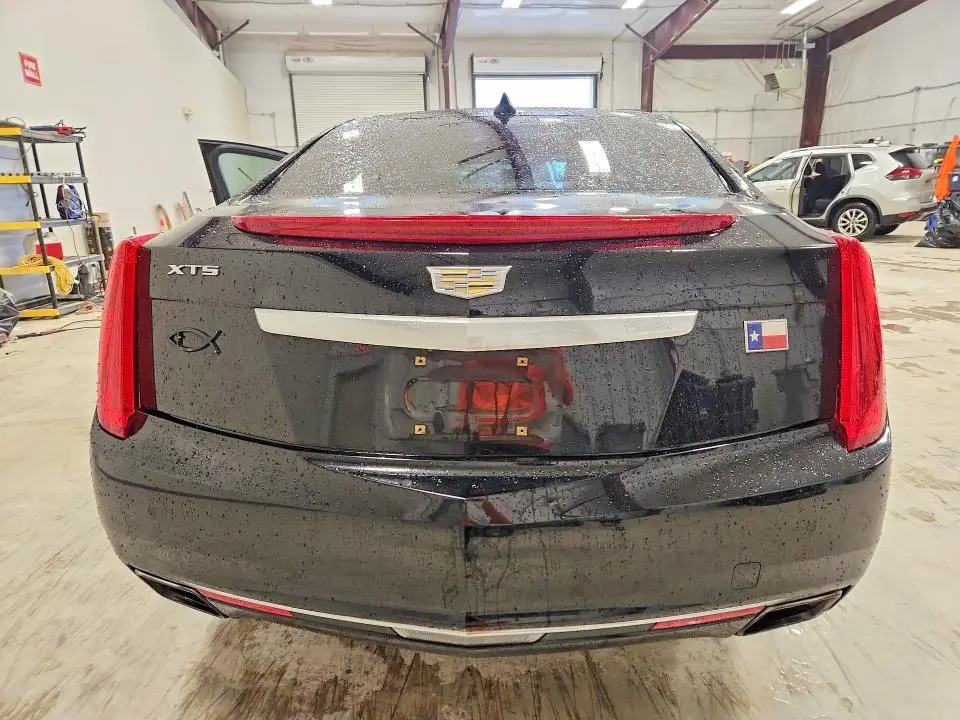 2016 CADILLAC XTS LUXURY COLLECTION  