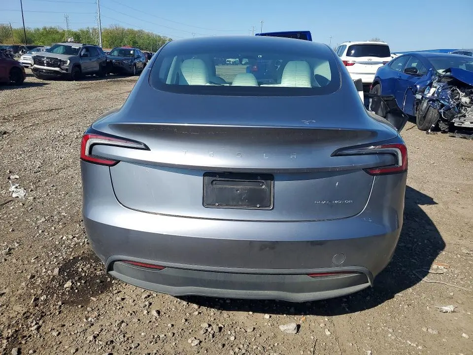 2025 TESLA MODEL 3   