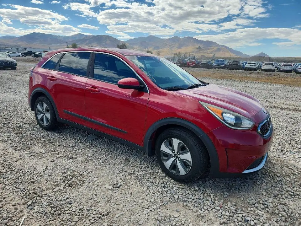 2017 KIA NIRO FE  