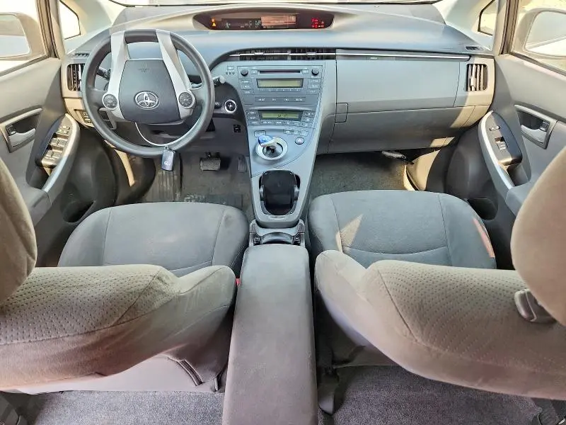 2010 TOYOTA PRIUS II  