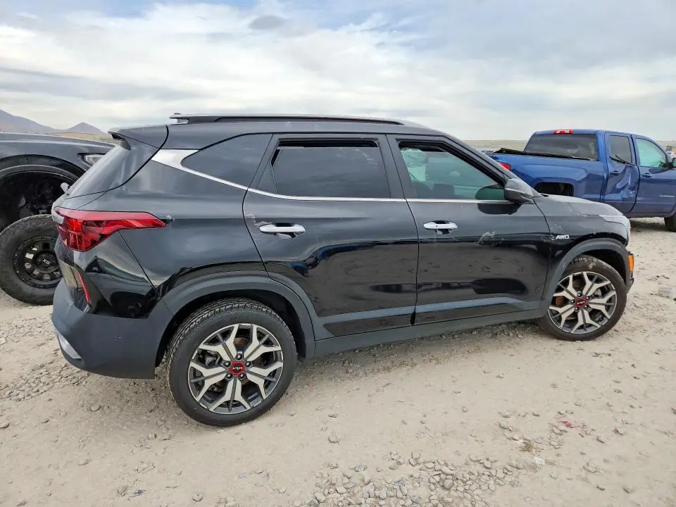 2023 KIA SELTOS SX  