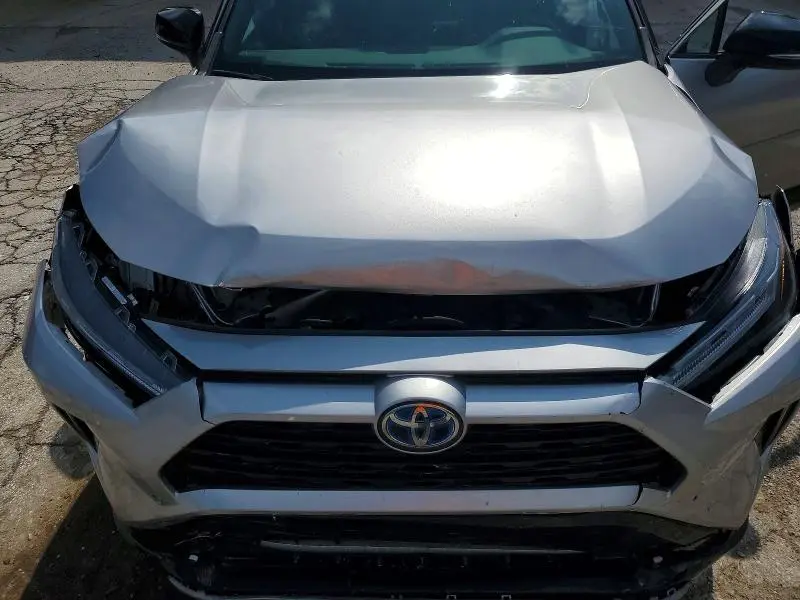 2022 TOYOTA RAV4 XSE  