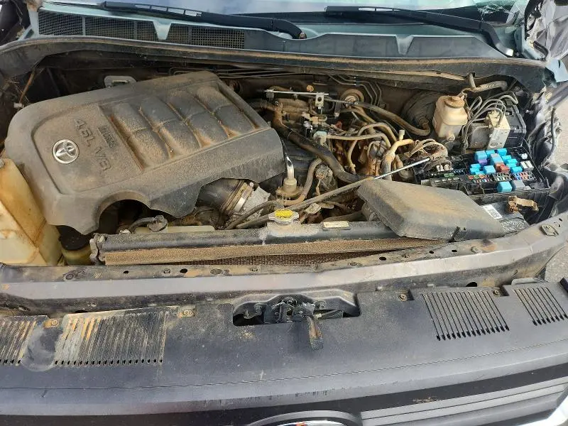 2014 TOYOTA TUNDRA CREWMAX SR5  