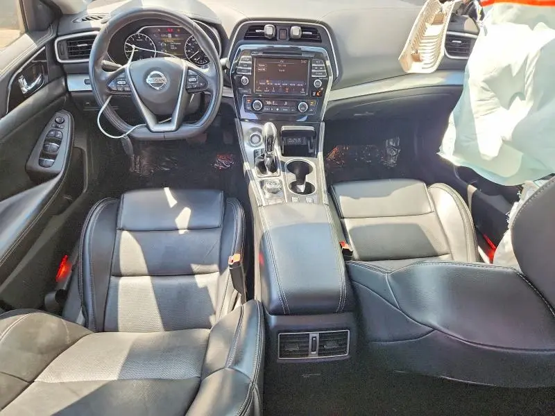 2021 NISSAN MAXIMA SV  