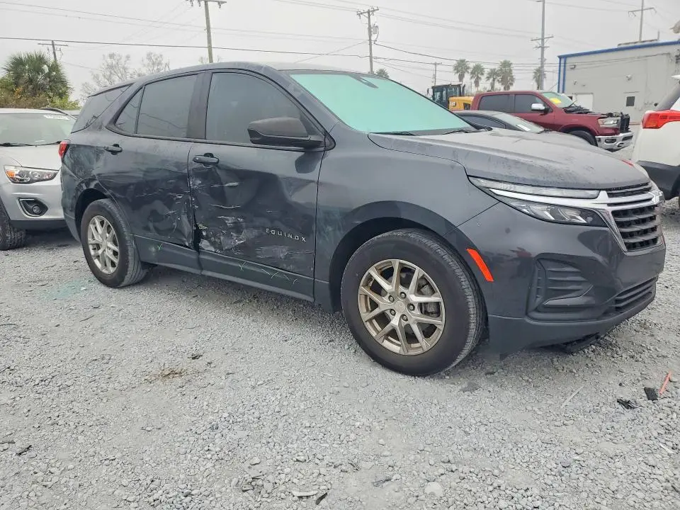 2022 CHEVROLET EQUINOX LS  