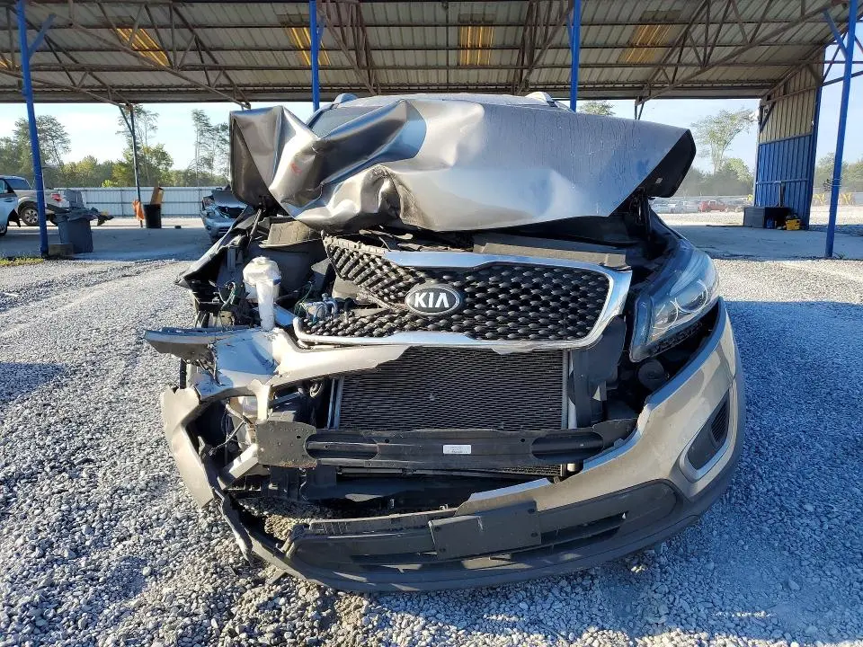 2018 KIA SORENTO LX  