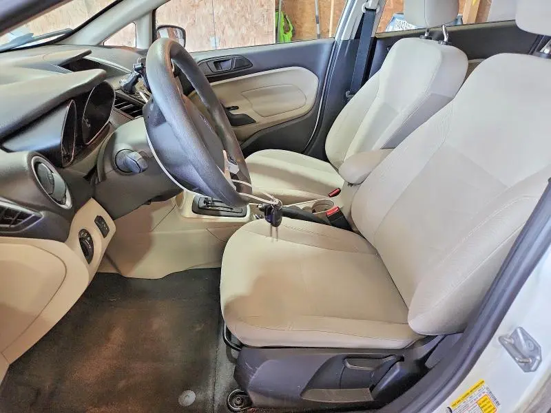2018 FORD FIESTA SE  