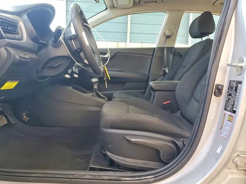 2022 KIA RIO S  