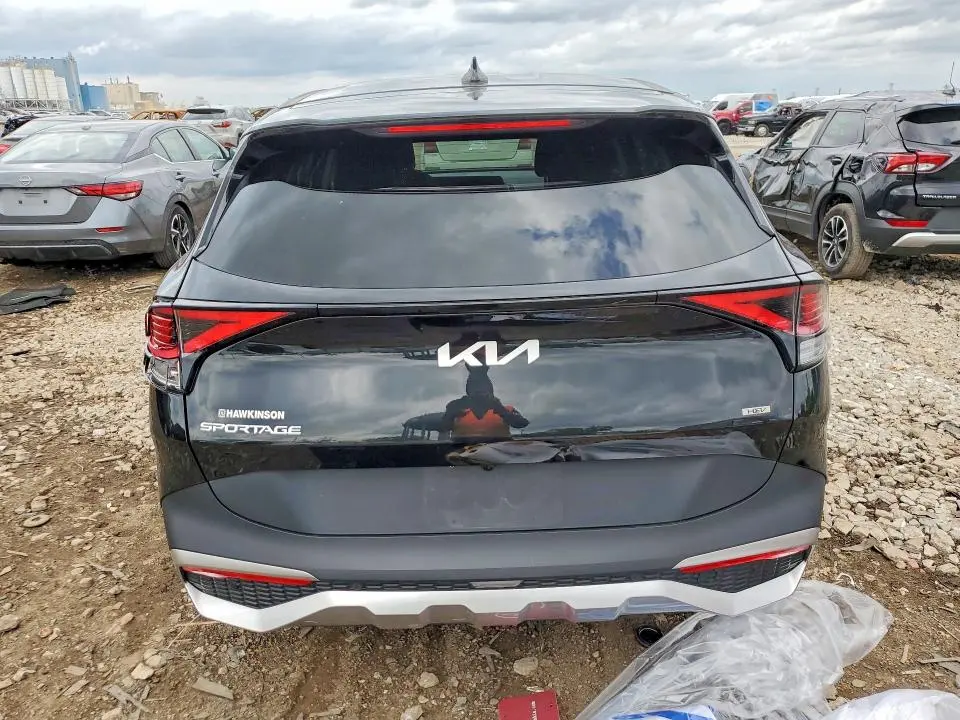 2023 KIA SPORTAGE LX  