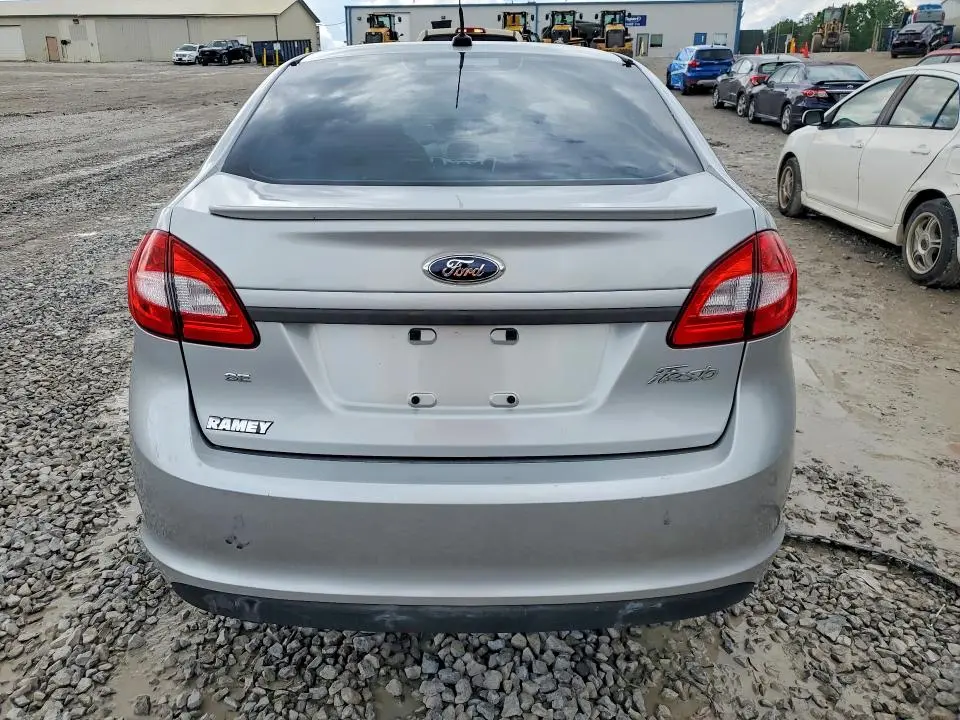 2013 FORD FIESTA SE  