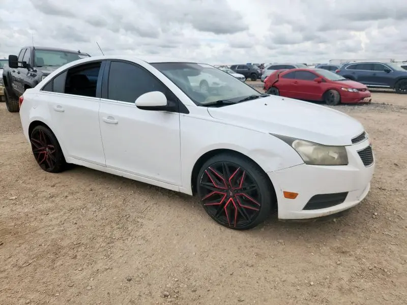 2012 CHEVROLET CRUZE LT  