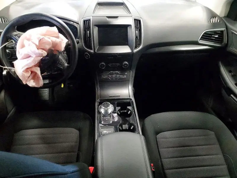 2020 FORD EDGE SE  