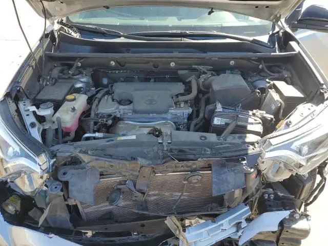 2016 TOYOTA RAV4 SE