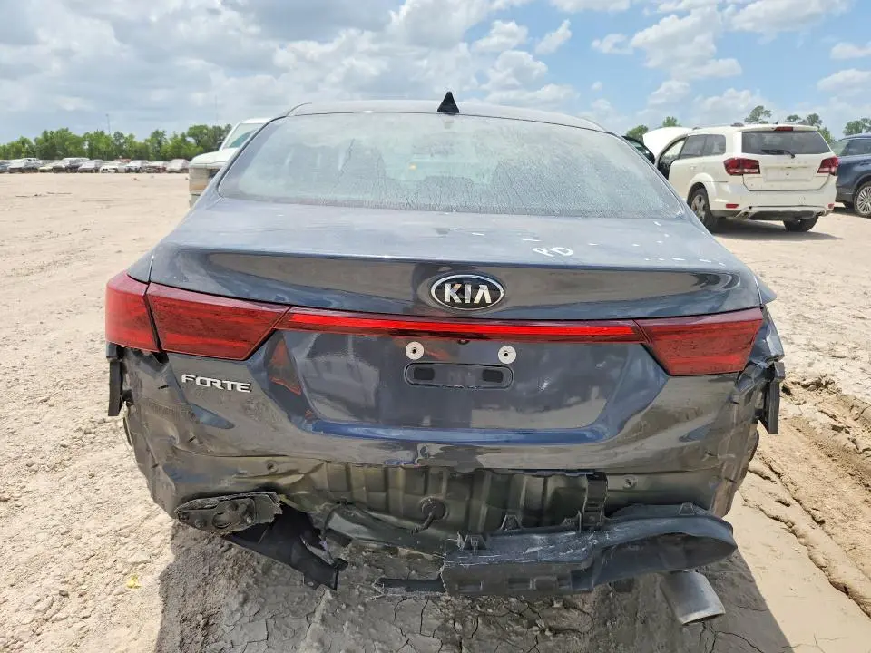 2020 KIA FORTE LXS  