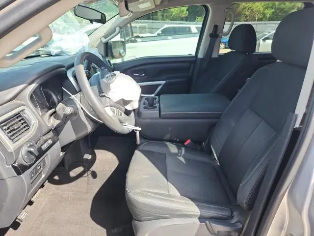 2019 NISSAN TITAN S  