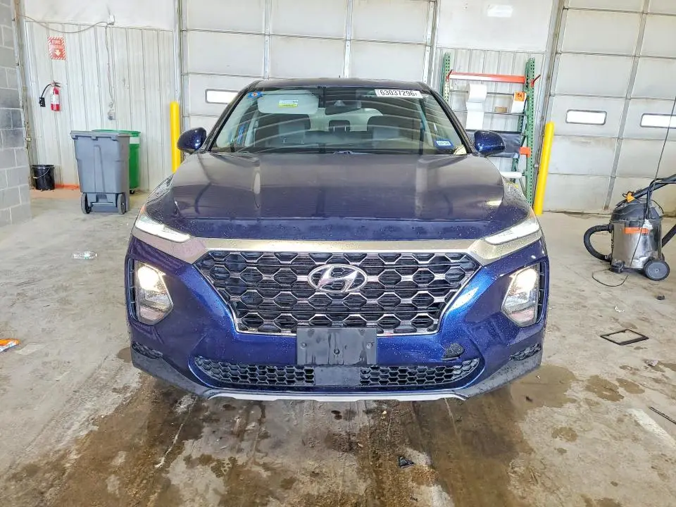 2019 HYUNDAI SANTA FE SE  
