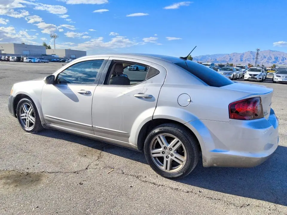 2012 DODGE AVENGER SXT  