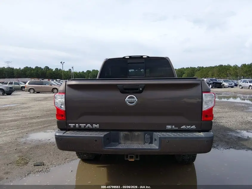 2017 NISSAN TITAN SL