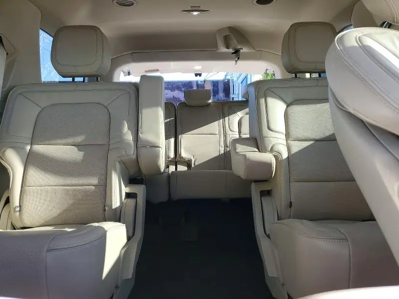 2019 LINCOLN NAVIGATOR SELECT  