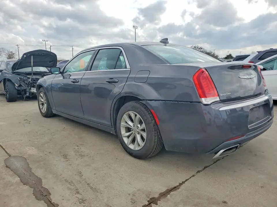 2015 CHRYSLER 300 LIMITED  