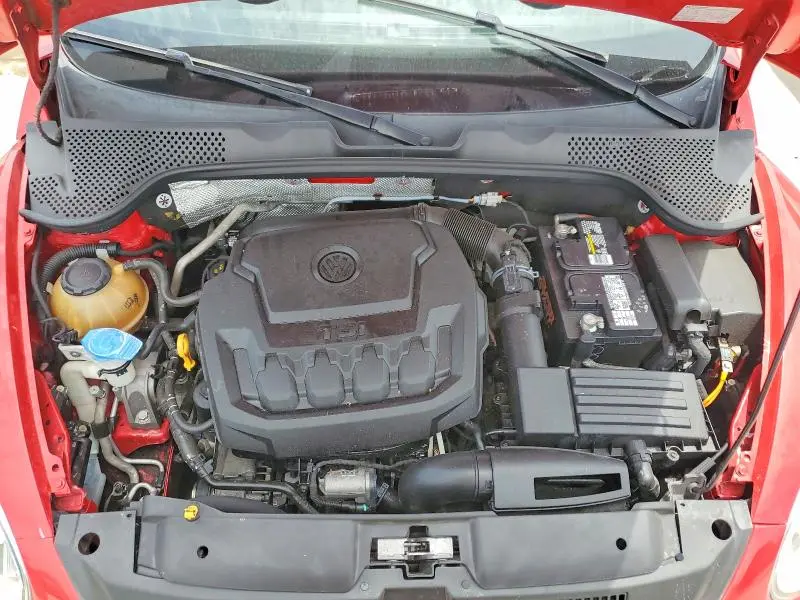 2018 VOLKSWAGEN BEETLE S  