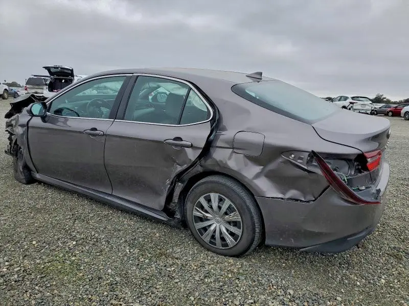 2022 TOYOTA CAMRY LE  