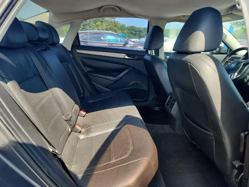2014 VOLKSWAGEN PASSAT SE  
