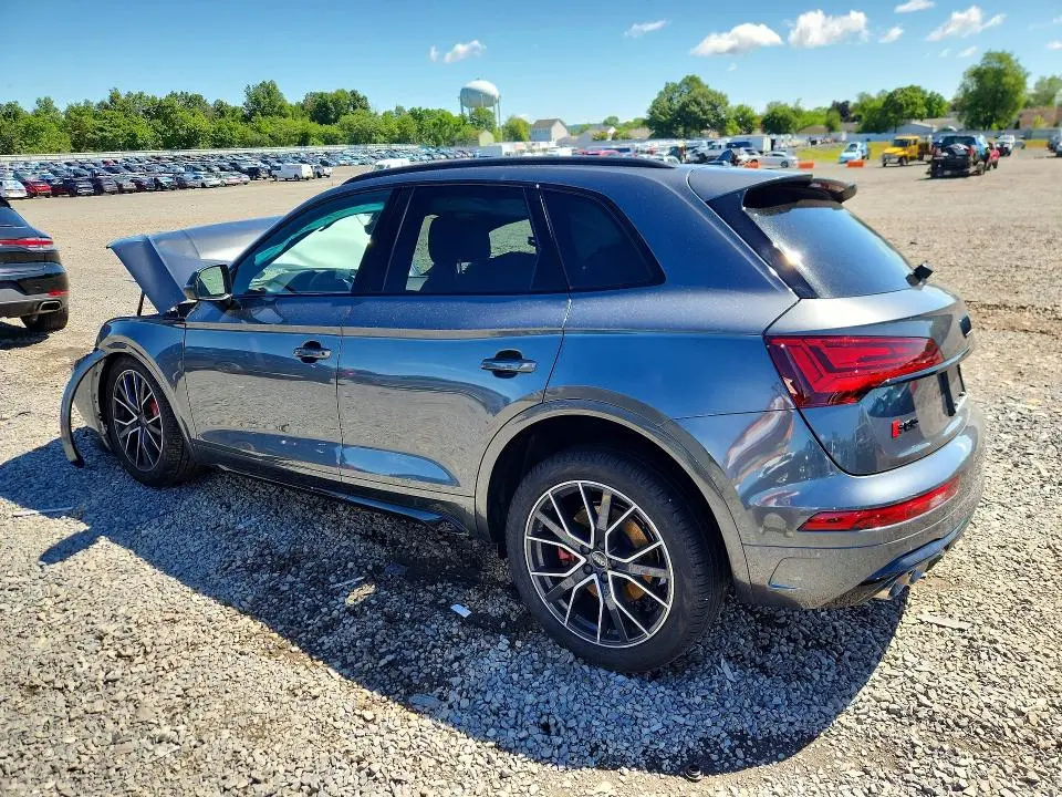 2025 AUDI SQ5 PREMIUM PLUS  