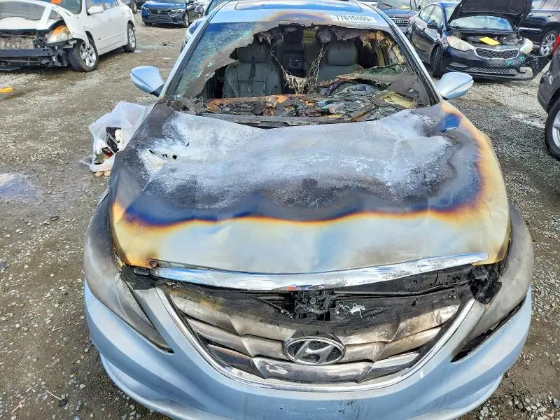 2013 HYUNDAI SONATA SE  