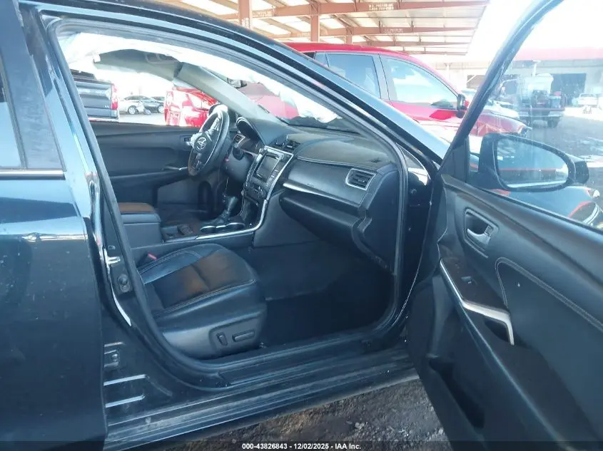 2015 TOYOTA CAMRY HYBRID XLE