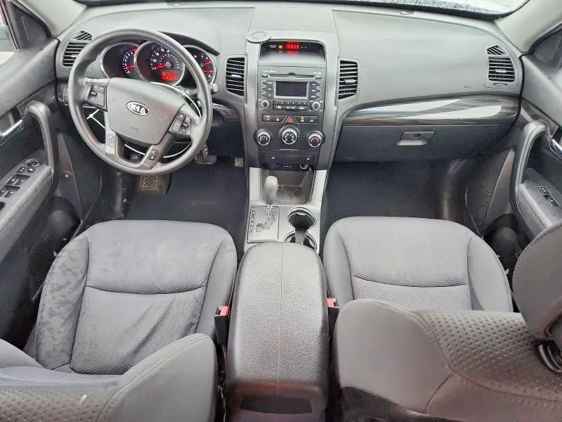 2012 KIA SORENTO LX  