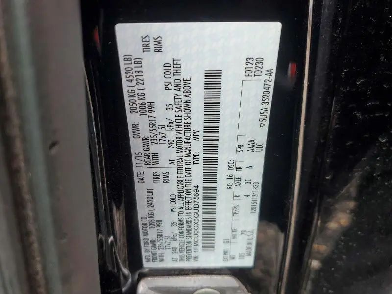 2016 FORD ESCAPE SE  