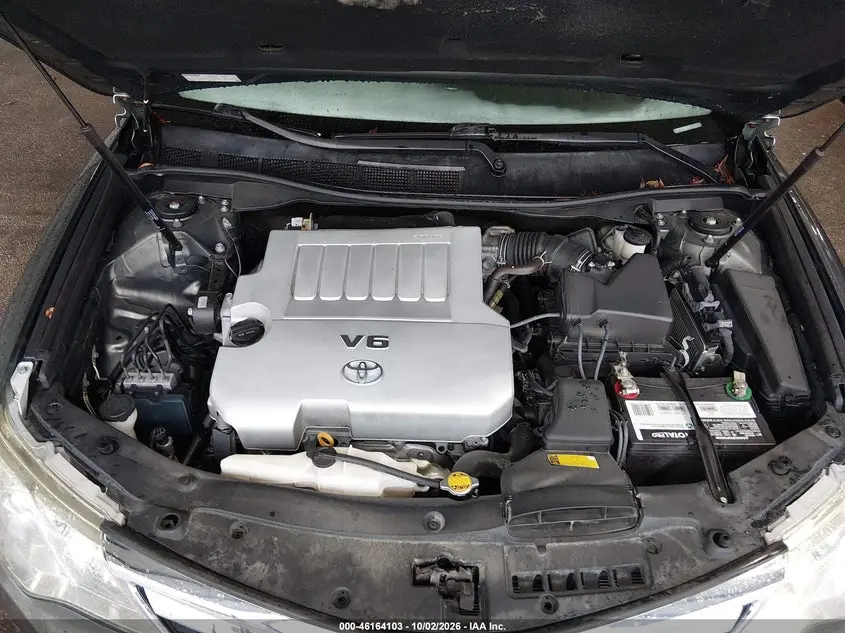 2012 TOYOTA CAMRY XLE V6
