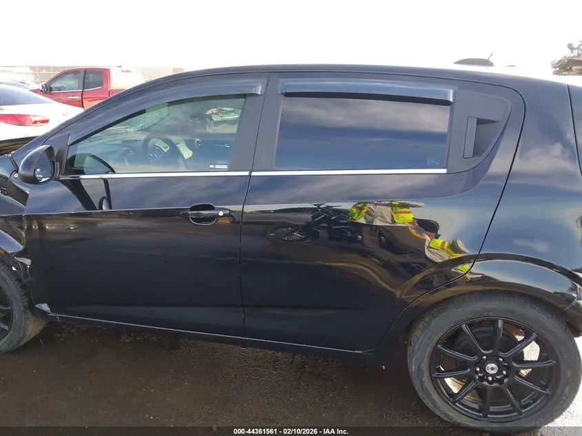 2016 CHEVROLET SONIC LT AUTO