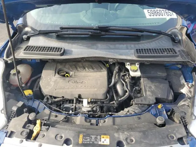 2017 FORD ESCAPE SE  