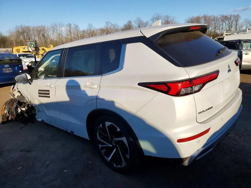 2022 MITSUBISHI OUTLANDER SE  