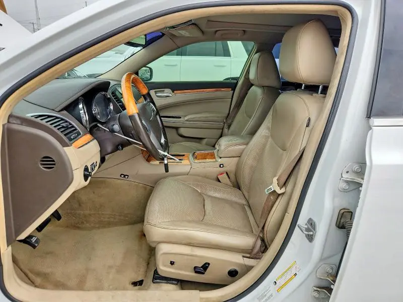 2013 CHRYSLER 300C   