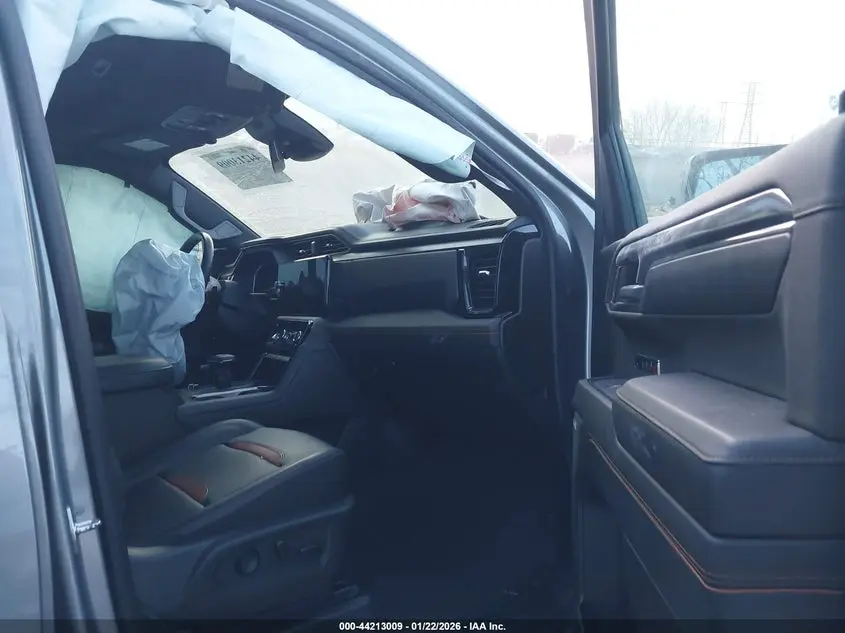 2023 GMC SIERRA 1500 4WD  SHORT BOX AT4