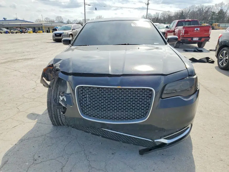 2019 CHRYSLER 300 S  