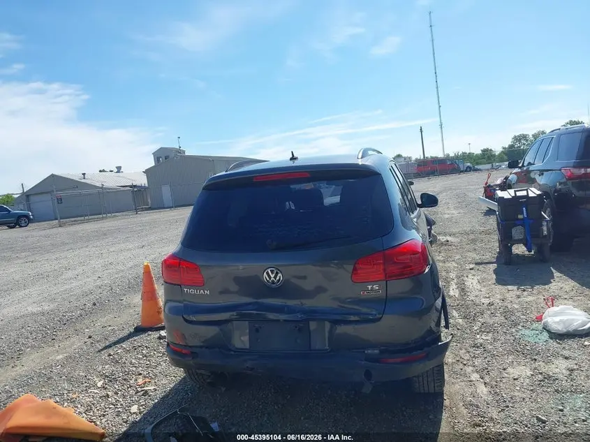 2016 VOLKSWAGEN TIGUAN S