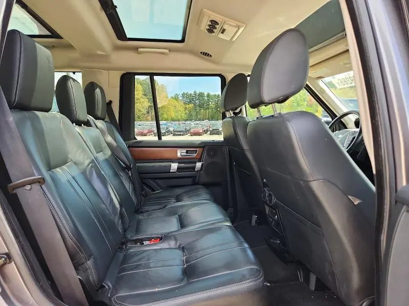 2016 LAND ROVER LR4 HSE  