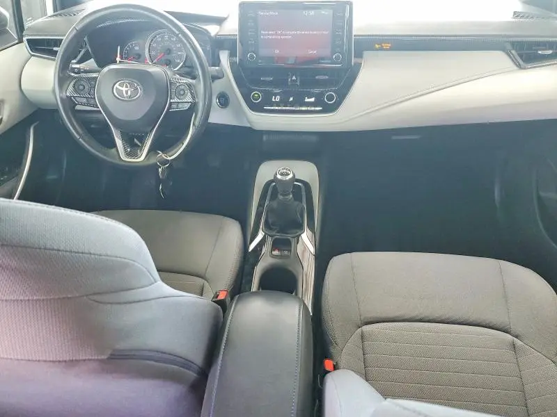 2021 TOYOTA COROLLA SE  