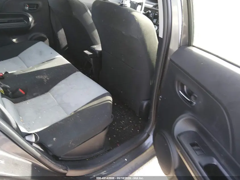 2015 TOYOTA PRIUS C THREE
