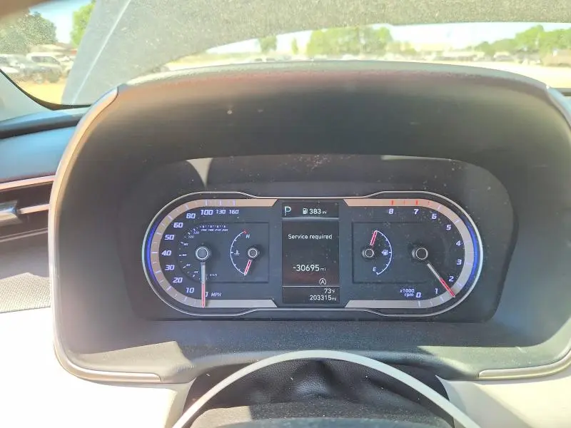 2022 HYUNDAI TUCSON SE  