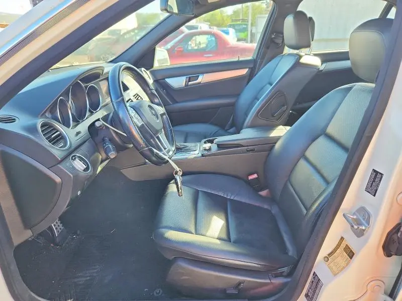 2012 MERCEDES-BENZ C 250  
